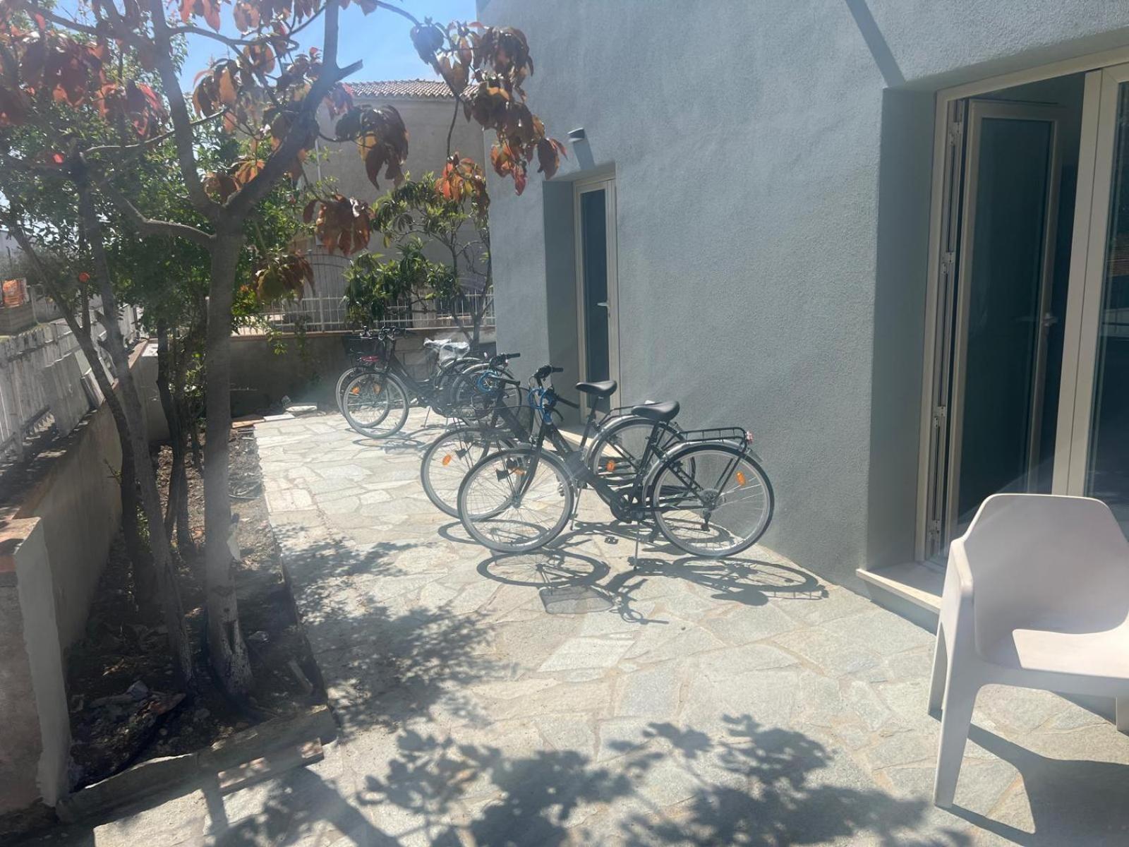 Ajo' Da Paolo Bed & Breakfast Budoni Exterior photo